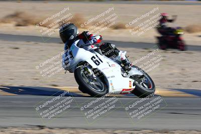 media/Jan-08-2022-SoCal Trackdays (Sat) [[1ec2777125]]/Turn 4 (1145am)/